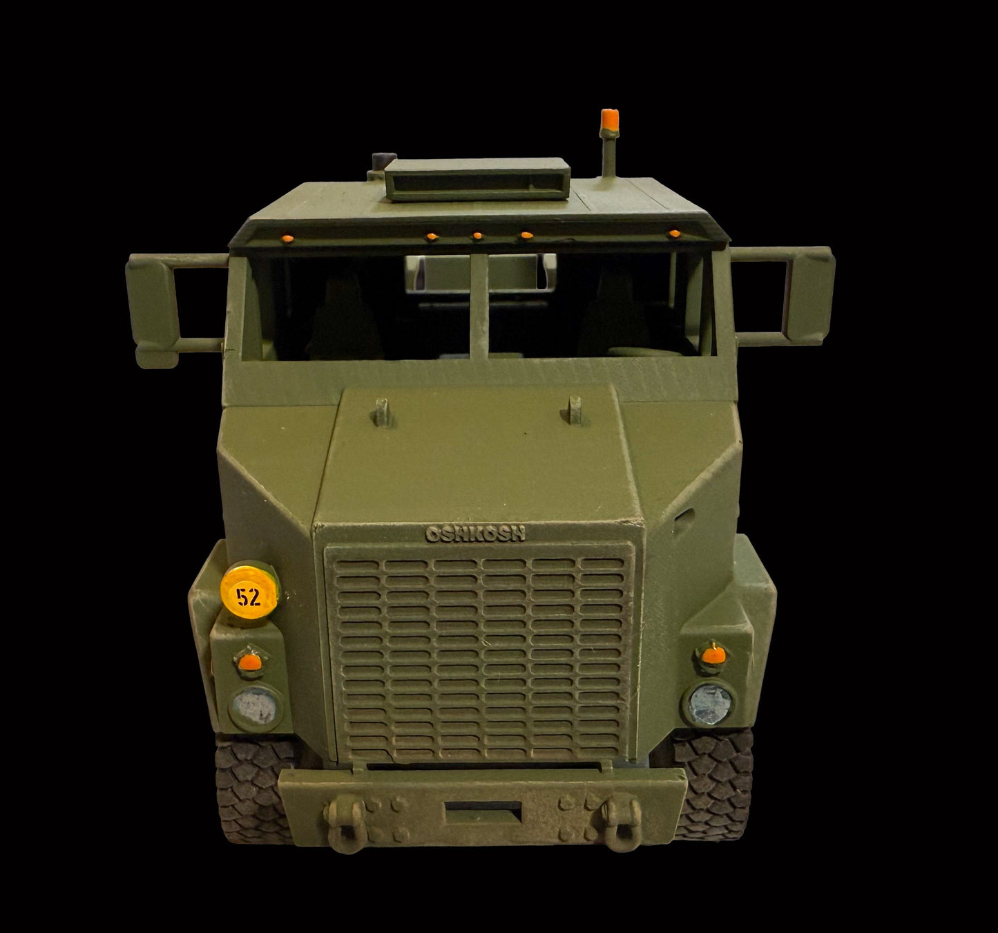 M1070 HET Tractor - (28mm)